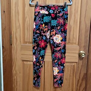Butter-soft Floral Leggings - Black and Multicolor